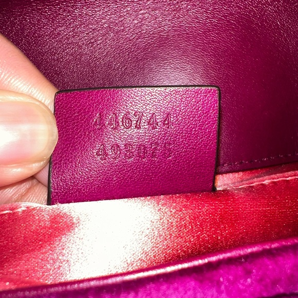 AUTHENTIC Gucci Velvet Small GG Marmont Shoulder Bag - Picture 9 of 9